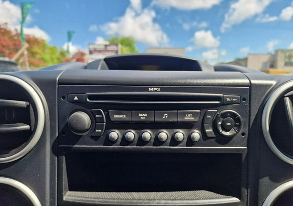 Citroen Berlingo cena 21990 przebieg: 186167, rok produkcji 2009 z Piaski małe 232